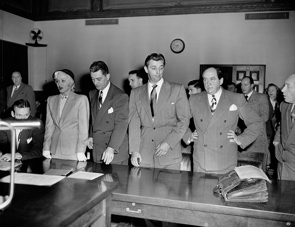 Ex-hobo Robert Mitchum and Lila Leeds sentenced for marijuana possession